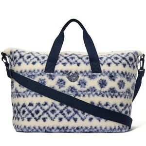 🔥VS Pink cozy soft sherpa weekender tote getaway bag luggage NWT